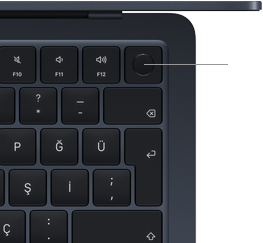 MacBook Air klavyesinin sağ &uuml;st k&ouml;şesinde yer alan Touch&nbsp;ID sens&ouml;r&uuml;